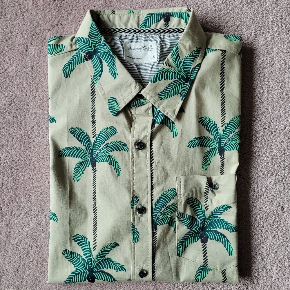 NWT Sovereign Code Button Up Palm Blvd Khaki Hawaiian Shirt Size Small